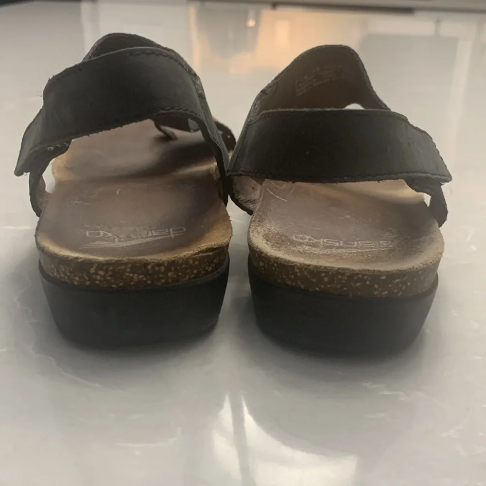 Dansko Reese black leather sandals size eu 38